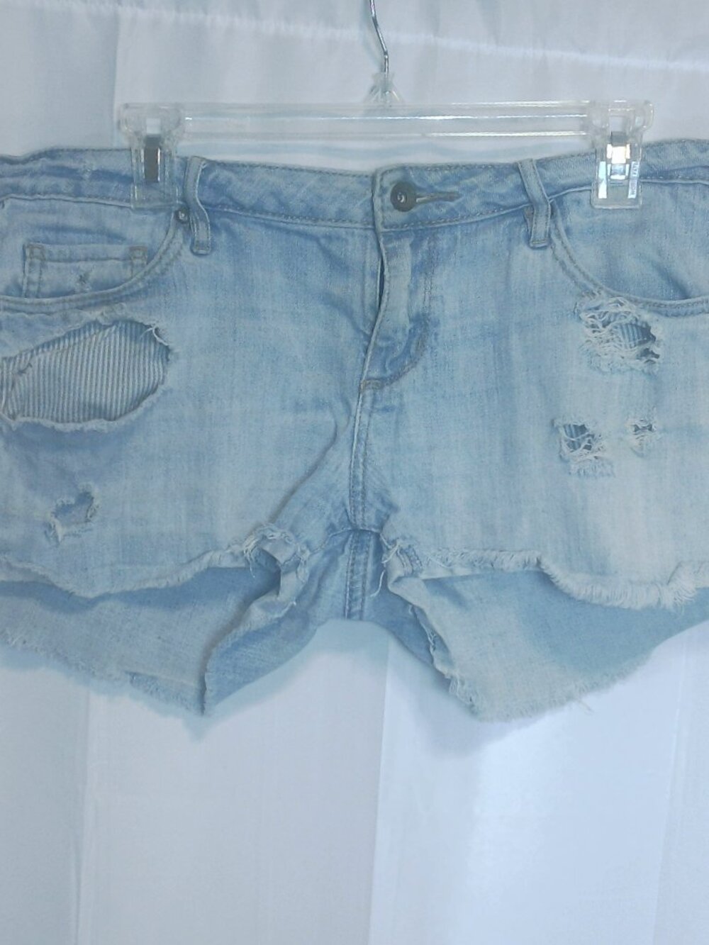 Bullhead Denim Co. Distressed Cut-Off Shorts Size 11